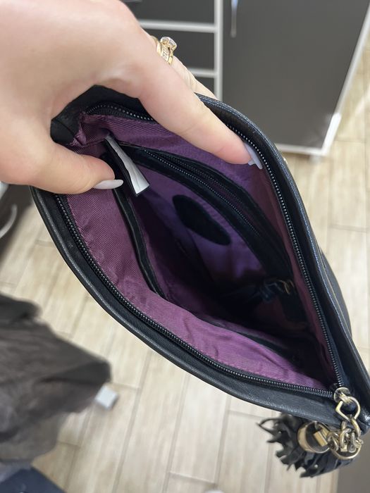 Продам стильный кожанный клатч