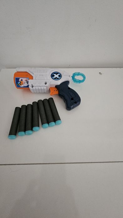 Lançador ZURU X-Shot: Reflex