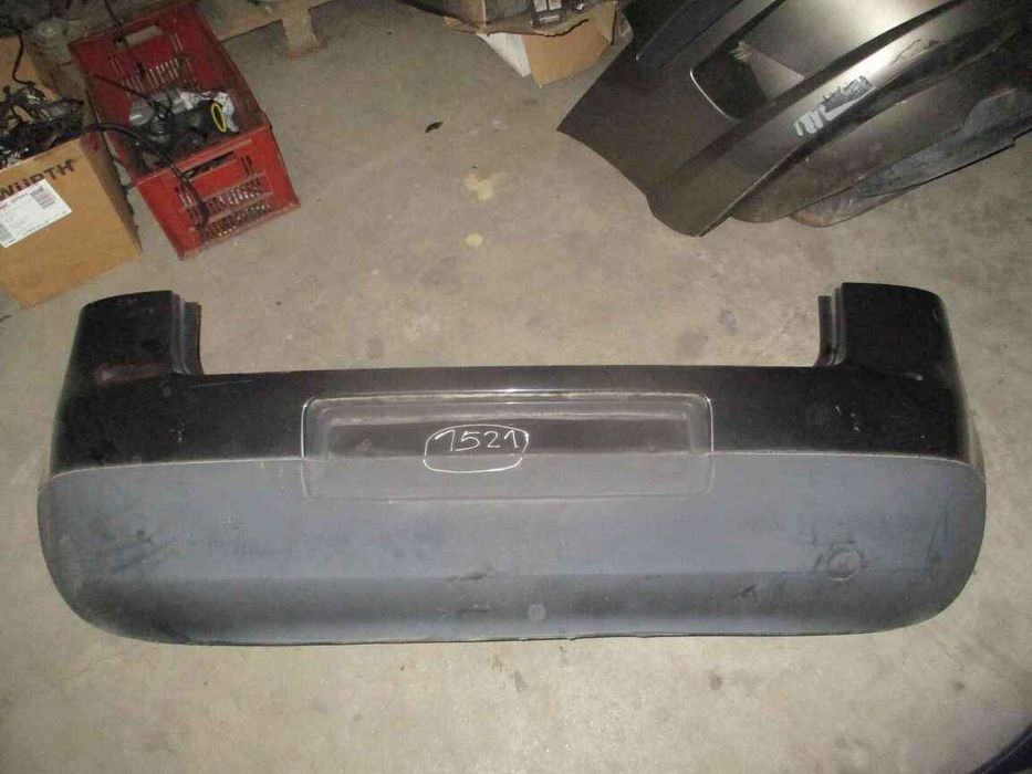 Pára-choques trás VOLKSWAGEN Golf V (1K1)