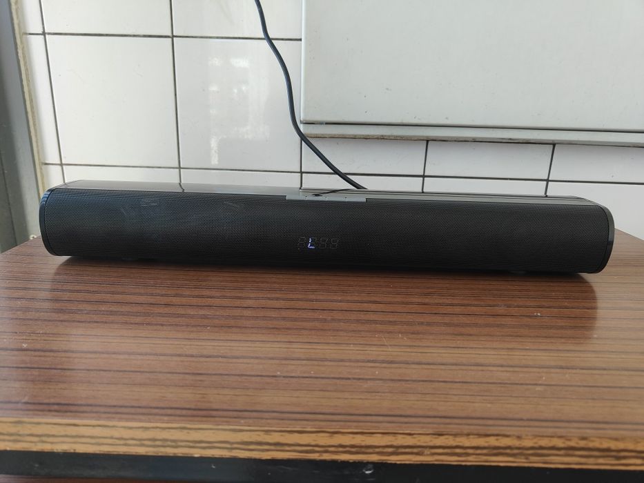 Sound bar com comando