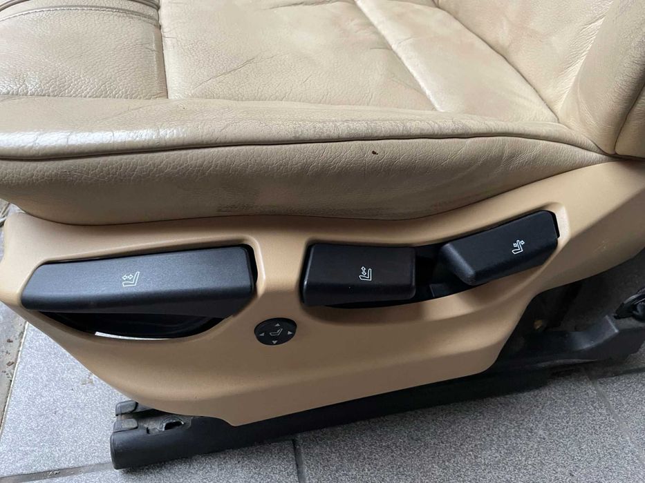 Bmw x3 e83 skóra krem komplet foteli boczki Europa przed lift lędźwie