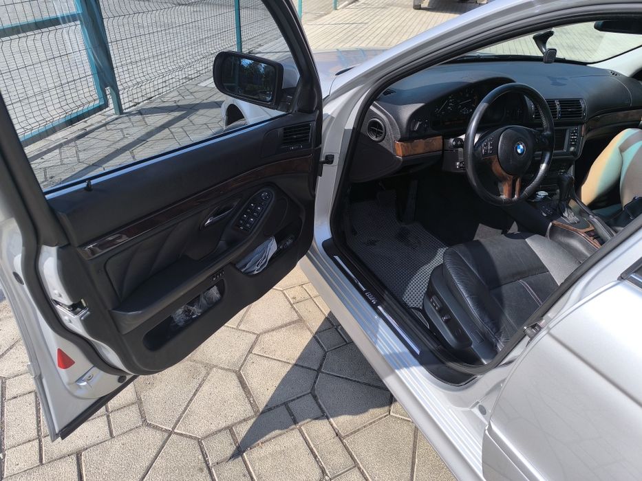 BMW E39,3л дизель автомат 2003