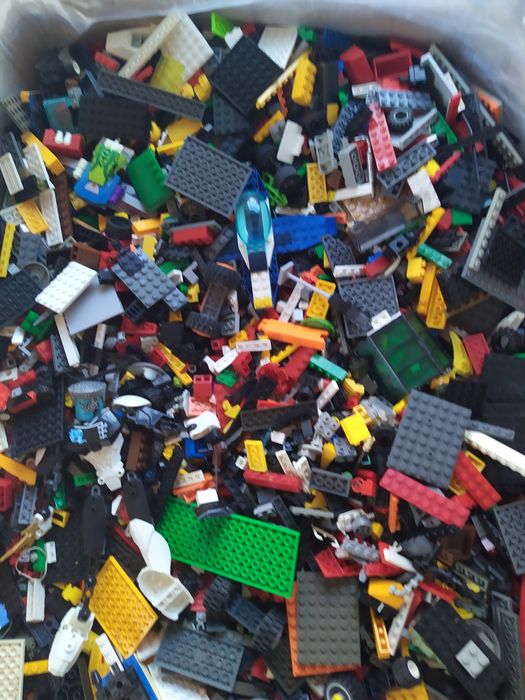 Лего 3кг дуже багато різних деталь