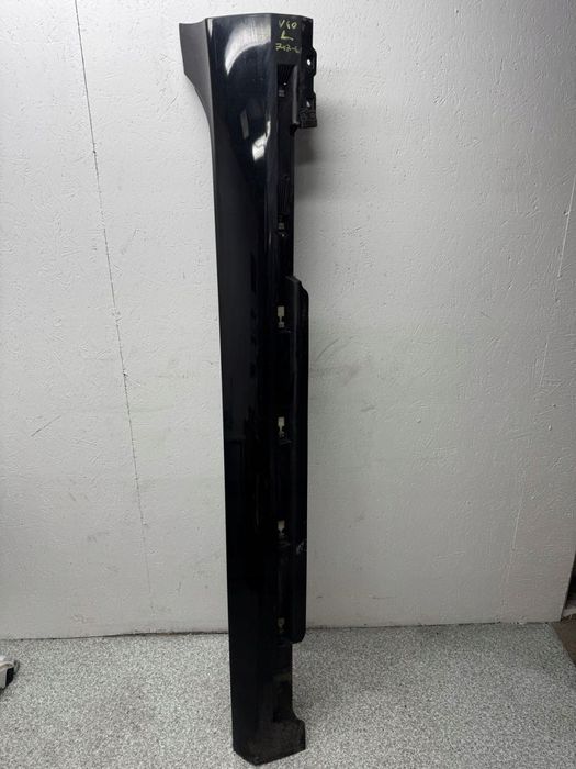 listwa progowa lewa volvo v40 ii 2012-2018r 31395042 w-wa 455-16 r-design