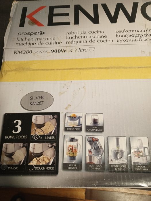 Продам кухонную машину kenwood