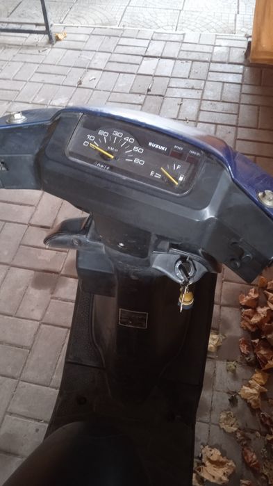 Продам скутер Сузуки
