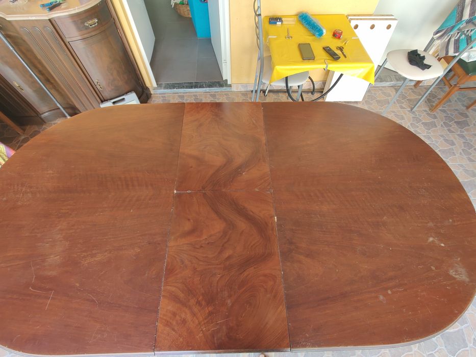 Mesa de madeira maciça extensível 1.55-1.90x1.00 m