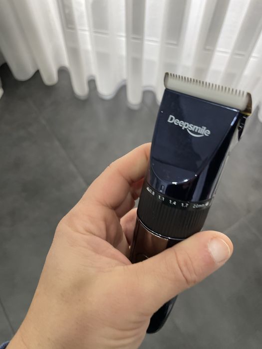 Maquina de cortar cabelo profissional