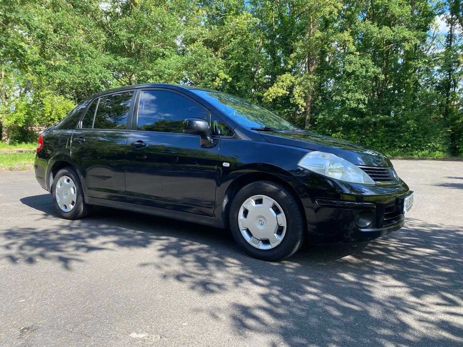 Продам Nissan Tiida 2008