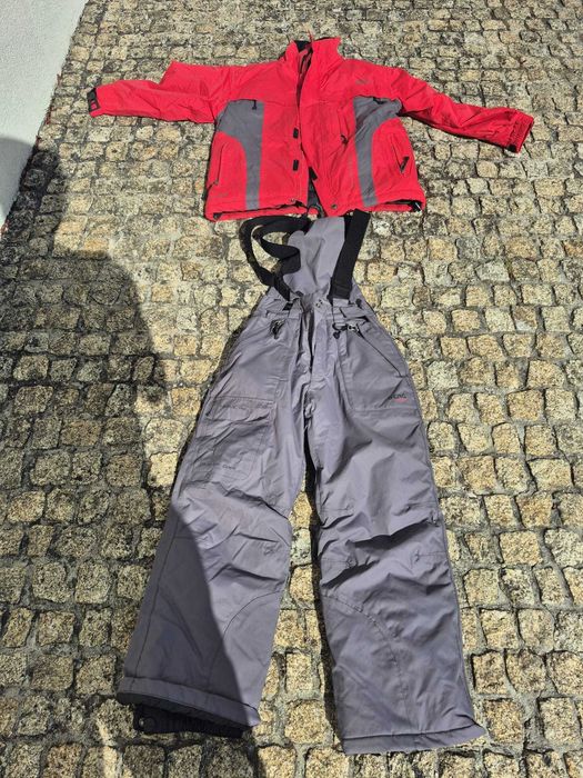 Fatos para a neve (Ski e Snowboard)