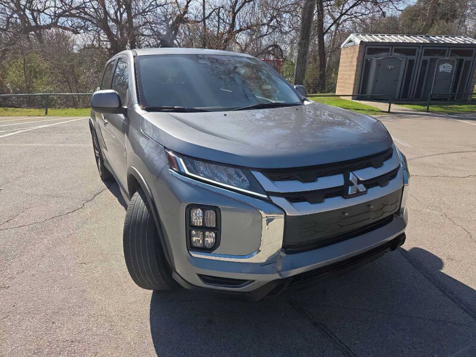 Mitsubishi Outlander Sport ES      2021