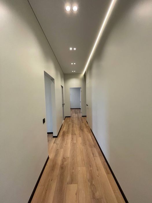 Продаж будинку з ремонтом «під ключ» на Червениці