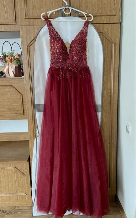 Продам красиву випускну сукню