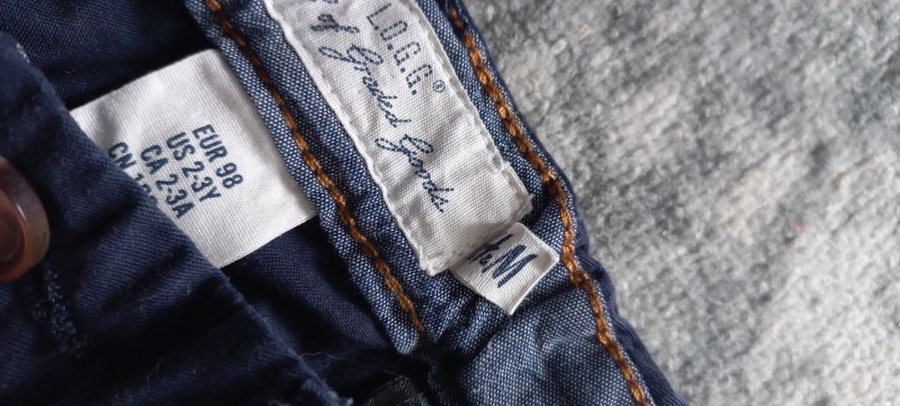 Granatowe spodnie chinos H&M r. 98