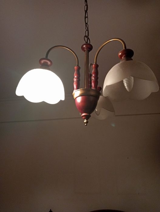 Mobilias quarto e sala e candeeiros