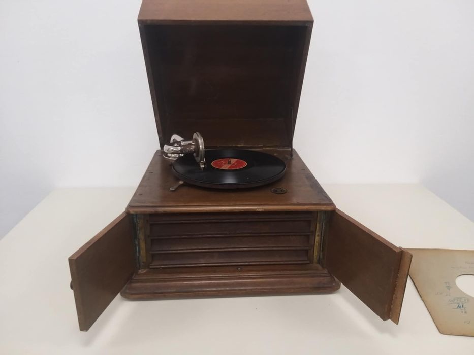 Gramofon Antyk polecam pięknie gra