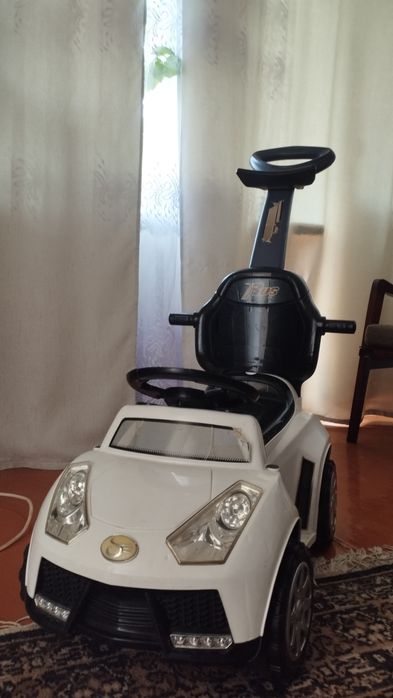 Толокар машинка!
