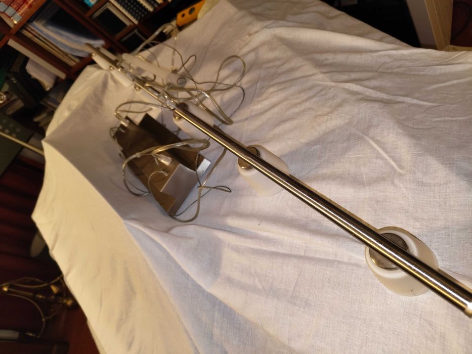 candeeiro suspenso de 6 focos