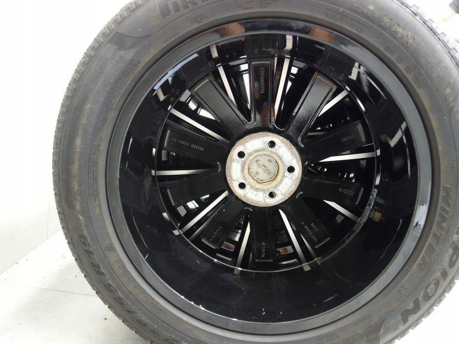 5x108 235/55R19 Koła zimowe Volvo OE XC90 XC60 XC40 Pirelli 4x8m extra stan