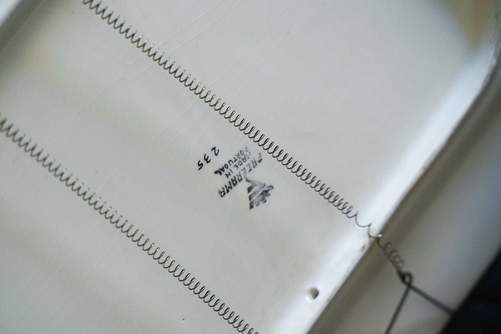 Travessa e prato decorativos em cerâmica Facerama