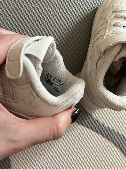 Кросівки Adidas originals