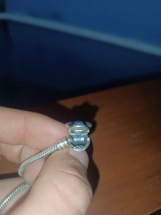 Срібний браслет pandora з шармом