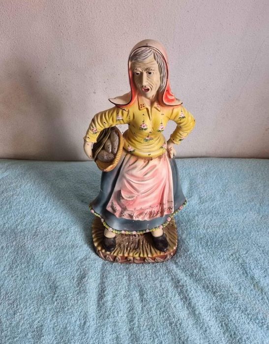 Boneca Antiga em Louça para restauro