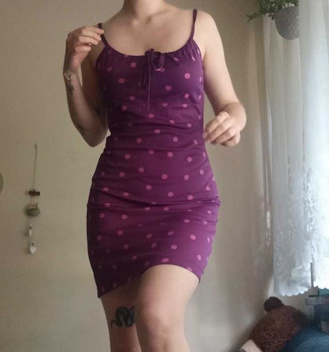 letnia sukienka w kropeczki