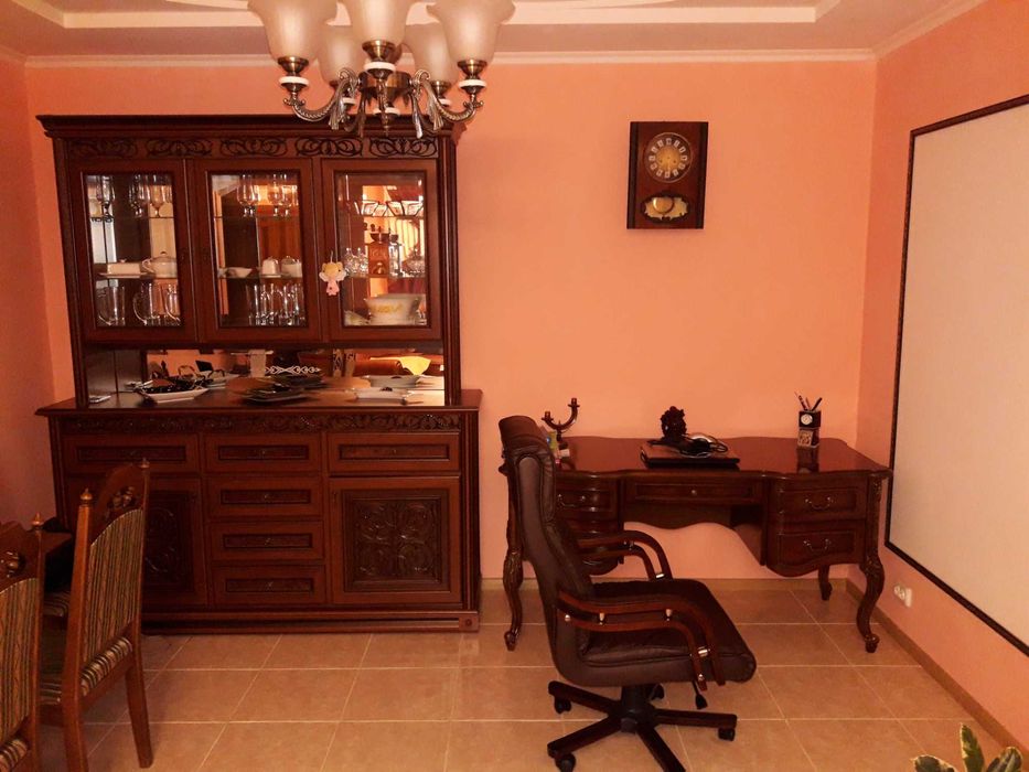 Продам будинок з ремонтом