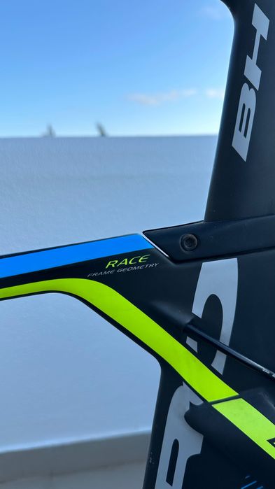 Bicicleta BH carbono