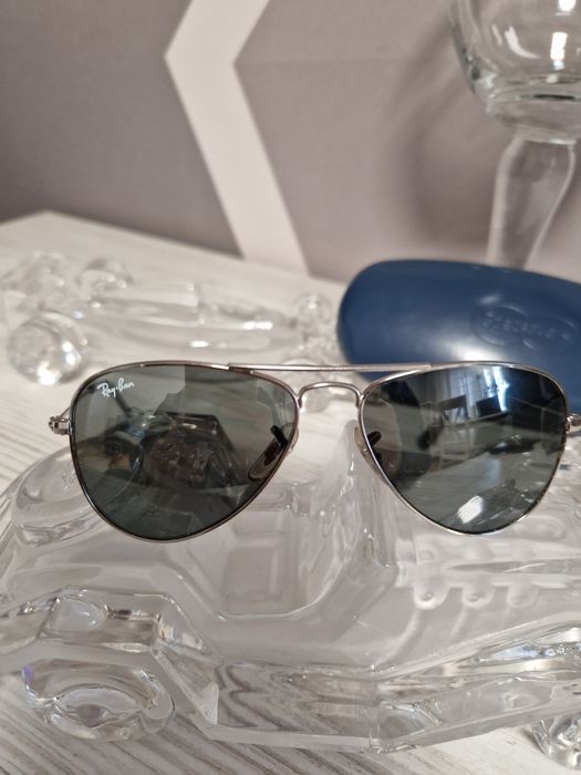 Дитячі сонцезахисні окуляри Ray Ban original.