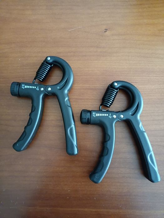 Hand Springs for Muscle Training64585056446211121