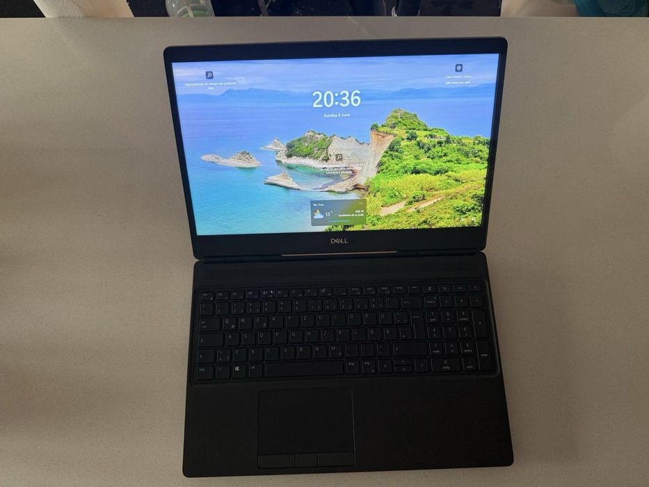 Dell Precision 7750 15.6" FHD - High-Performance Workstation!64585803421697121