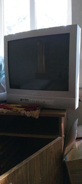 Телевизор JVC 400 грн