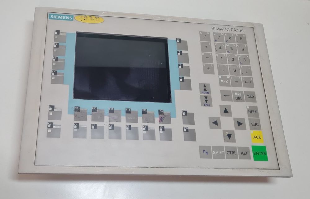 Панель оператора Siemens 6VA6 542-0CA10-0AX0