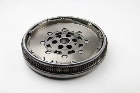 Продам демпферный маховик Volkswagen Transporter T5 2.0 TDI