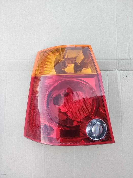 Lampa Lewa Prawa Tył Chrysler Pacifica 02-07.r ORG SZKŁO BDB