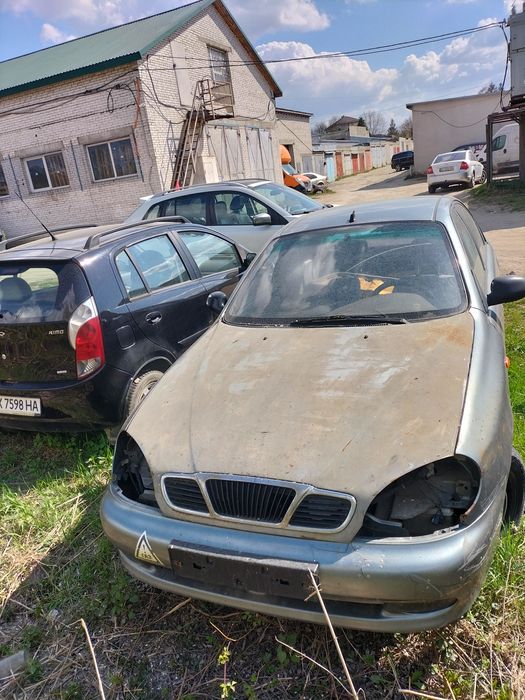 Продам Ланос  1.4бенз 2006року!