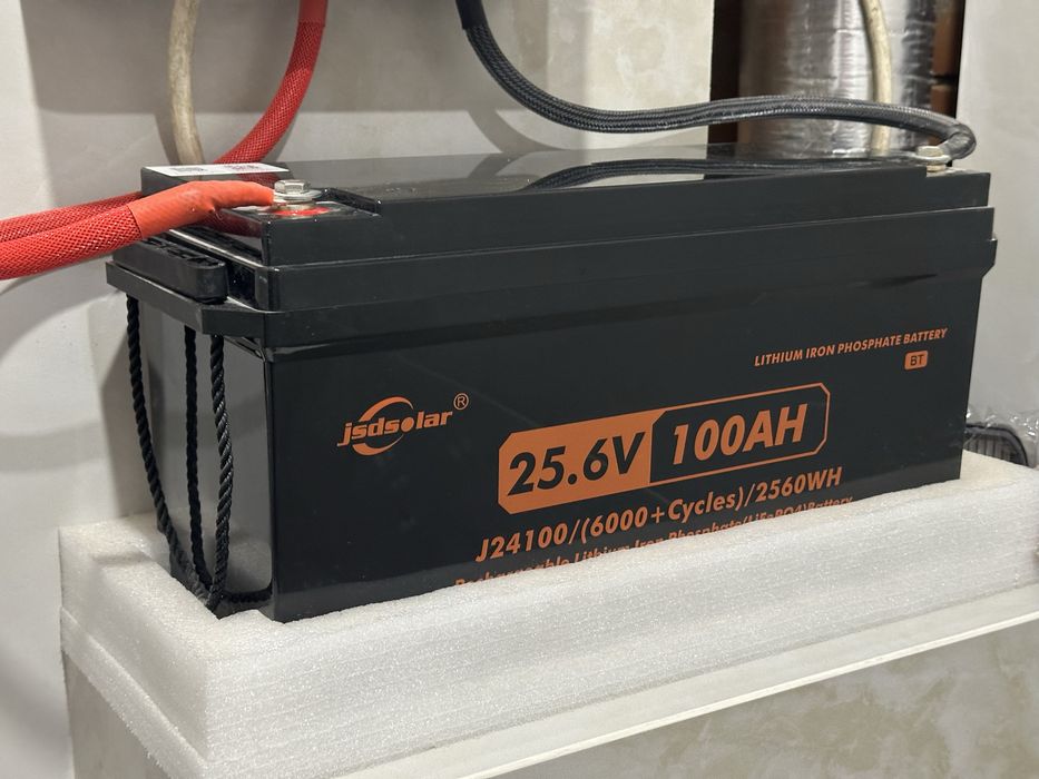 Jsdsolar 24v100ah (J24100) — Акумуляторна батарея LiFePO4 25.6 В 100 А·г з підтримкою Bluetooth BMS