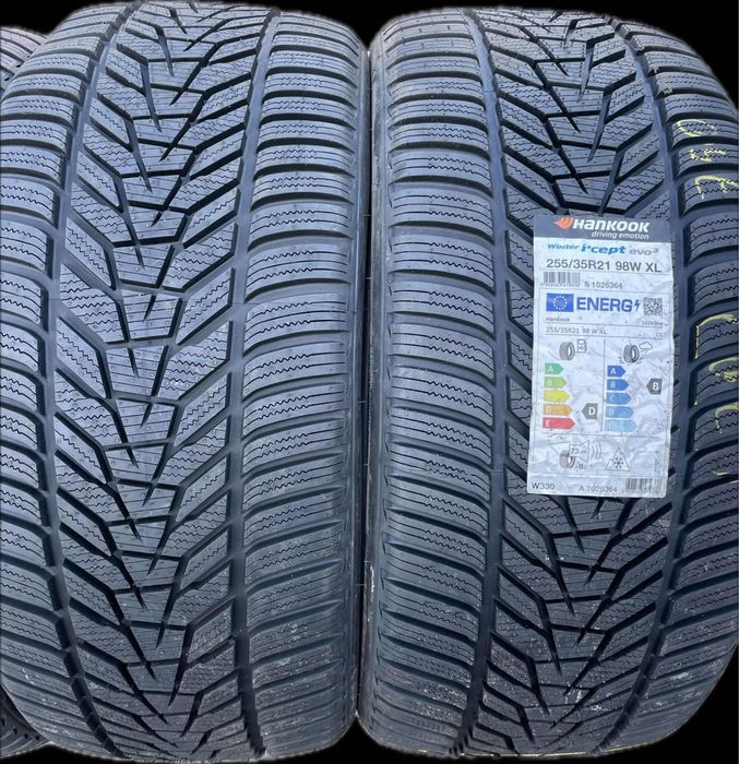 4xHankook Winter icept evo 3 255/35R21, 285/30R21