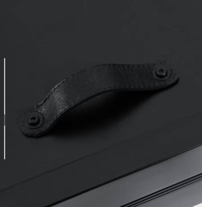 Mesa Kave Home preta oval extensível