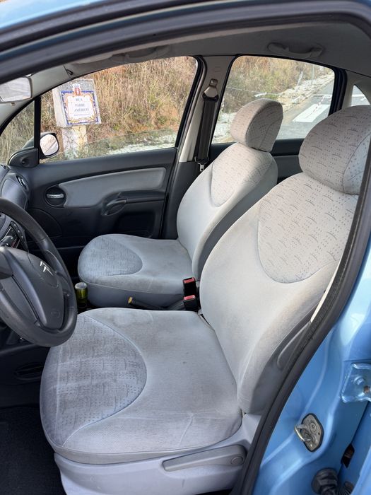 Citroen c3 1.1 2003 5 portas revisao feita direçao assistida  fecho central  impecavel economico