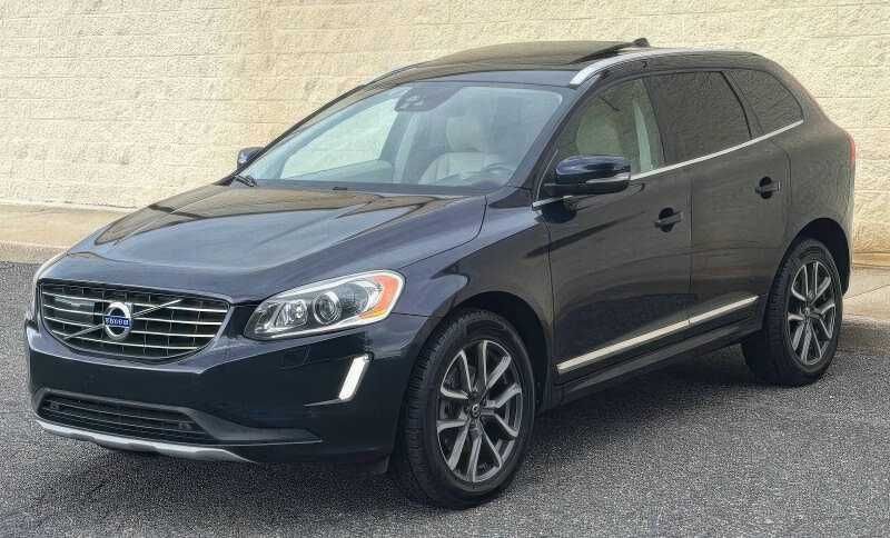 2016 Volvo XC60 T5 Platinum