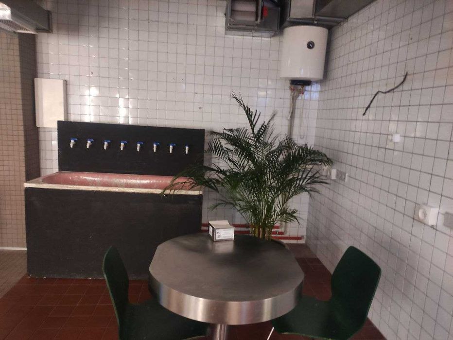 ТОП локація у Foodmarket Promprylad | Оренда торгової точки під їжу