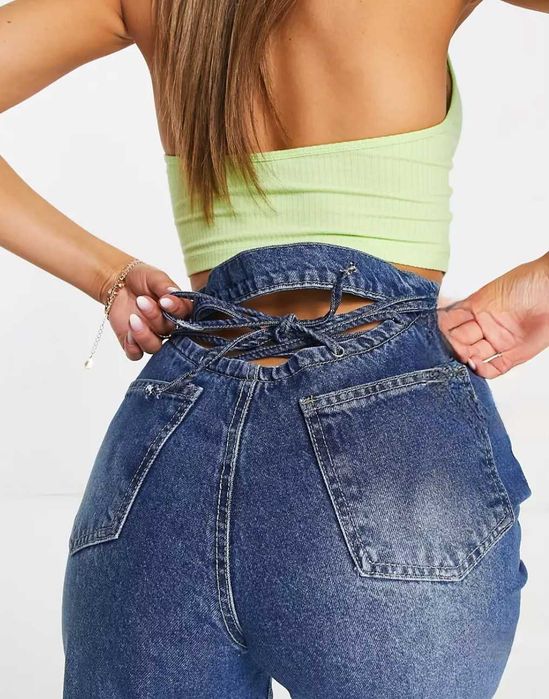 Rebellious Fashion Niebieskie jeansy wysoki stan i sznurowany tył 38