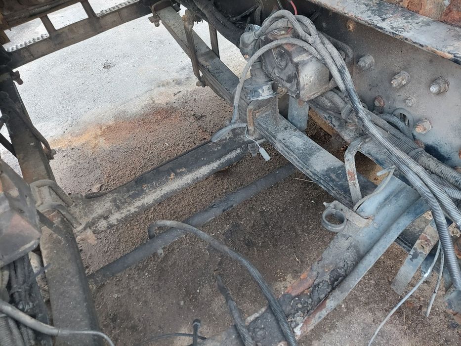 Передня балка МАЗ 5440 в зборі