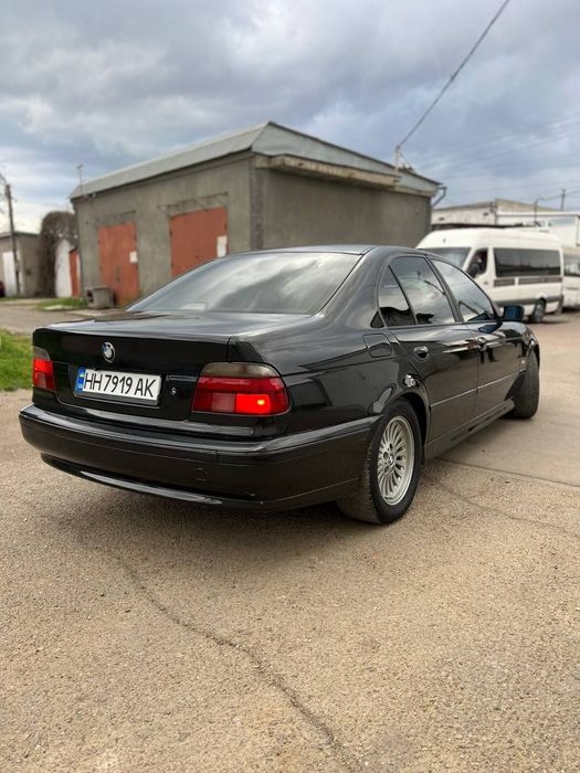 Продам BMW E39 3л дизель, автомат