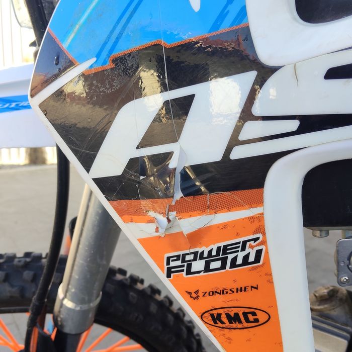 Sprzedam Asixa 125 dt 4t