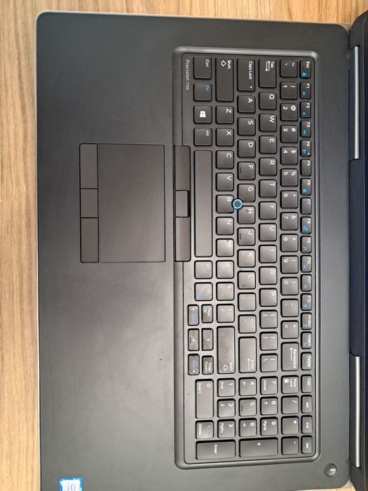 Dell Precision 7720, i7-7820hq, Quadro P5000, 32/500Gb, 17.3"