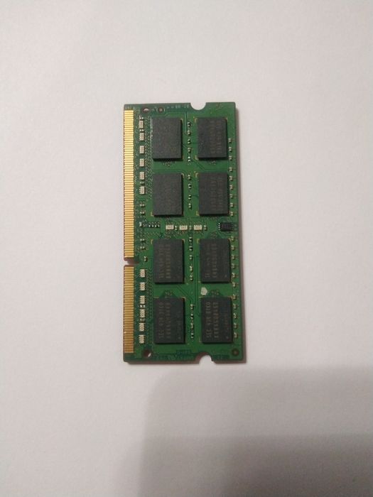 Оперативна пам'ять Samsung SO-DIMM 8 GB DDR3L 1600 MHz (M471B1G73DB0-Y